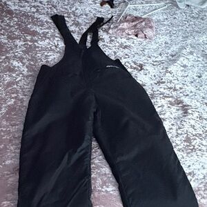 Arctix Women's Black ski/snowsuit